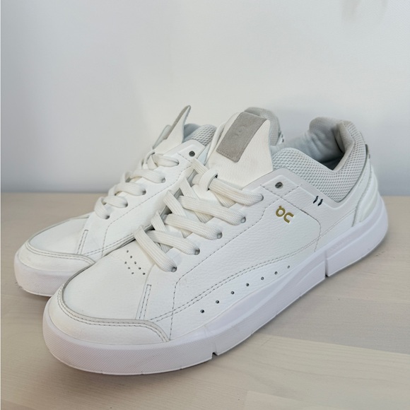 On cloud rogers white sneakers size W8 - Picture 1 of 8